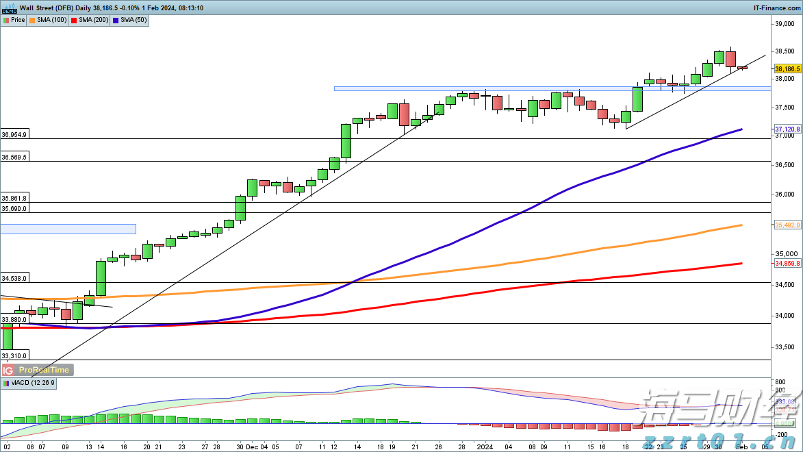 南方日报评论员：风雨无情人有情 关键时刻显担当