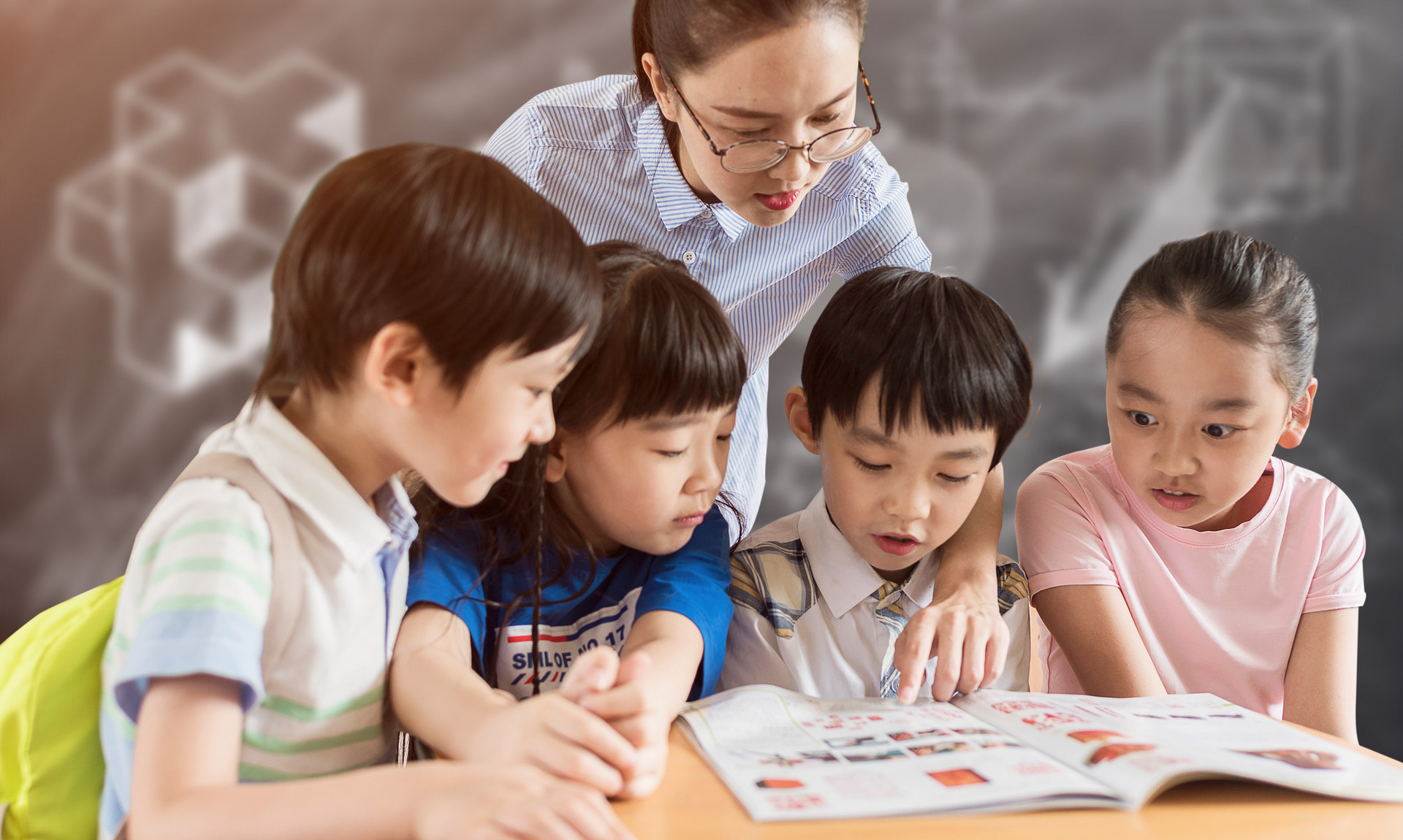 智元机器人：发布行业首个机器人世界模型开源平台Genie Envisioner