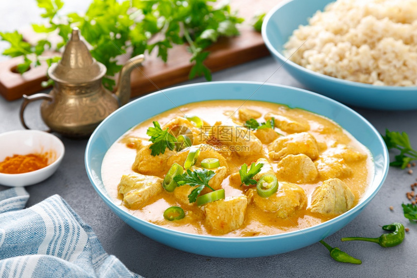 筑牢暑期交通安全防线