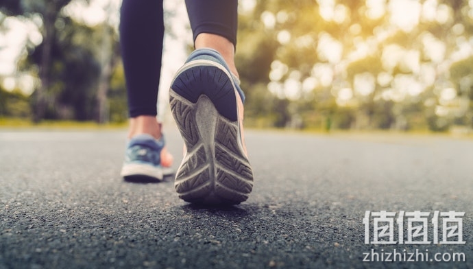 暑运铁路客流高位运行,旅客发送量超6亿人次