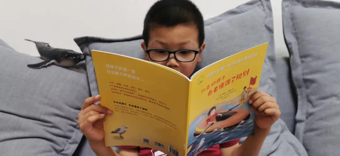 暴雨橙色预警生效中！深圳铁路部分列车停运