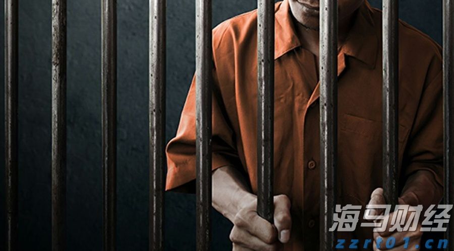 美国纽约州旅游大客车翻车 已致5人死亡数十人受伤