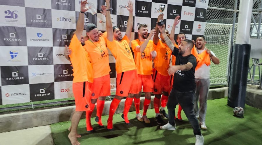 国家外汇管理局：上半年外资净增持境内股票和基金101亿美元 预计外资仍会逐步增配人民币资产